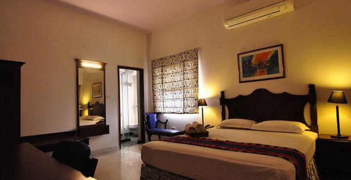 Kailrugji - A City Center Hotel Jaipur Exteriör bild