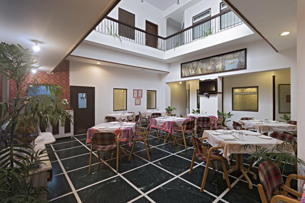 Kailrugji - A City Center Hotel Jaipur Exteriör bild